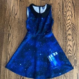 HOT TOPIC DR WHO BBC exclusive *no longer sold*